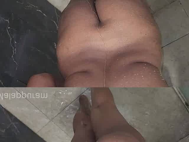 Mallu Aunty Showering Full Naked Stepbrother in Law Joins and Fucking in Bathroom