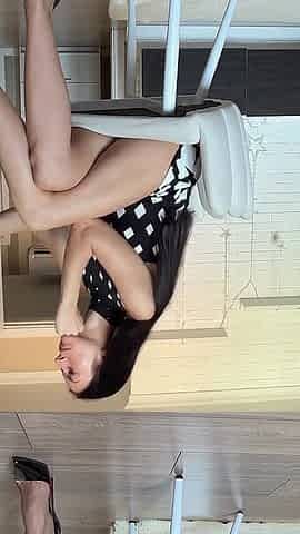 Strict Giantess Crushes You with High Heels, Fucking Midget