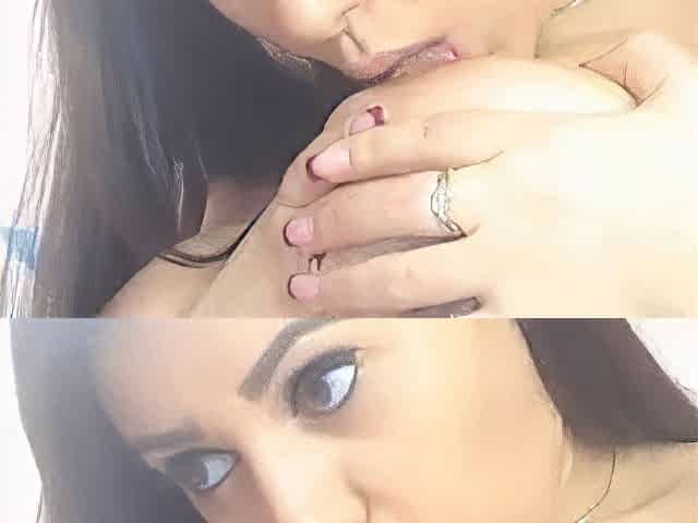 Desi Indian Cute Girl Undressing and Fingering Pussy