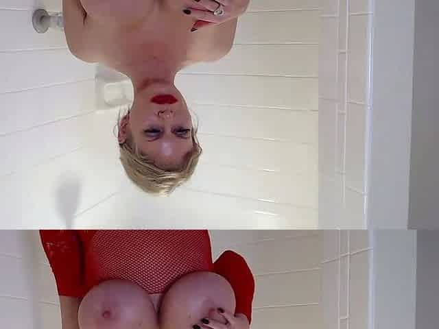 Big boobs milf masturbating