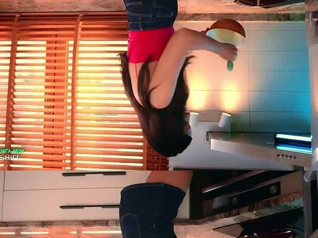 Large Melons Stepmom Burned My Breakfast so That babe Offered Me Sex in the Kitchen