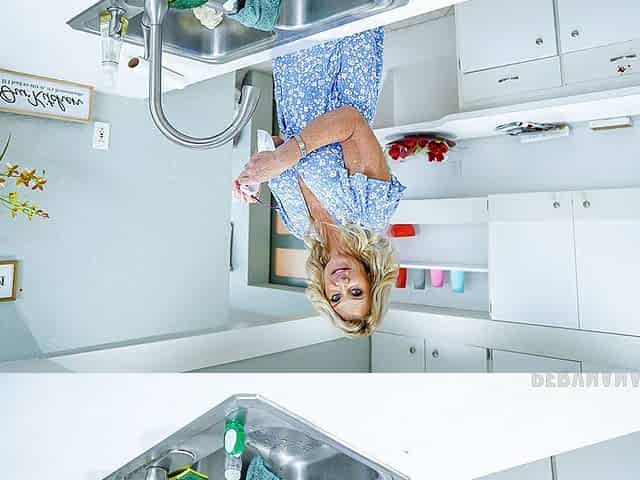 Forgetful Step-nana Sucks My Cock to Pay Rent Instead of Getting a Job