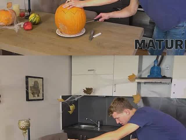 MATURE4K. Halloween pumpkin pie