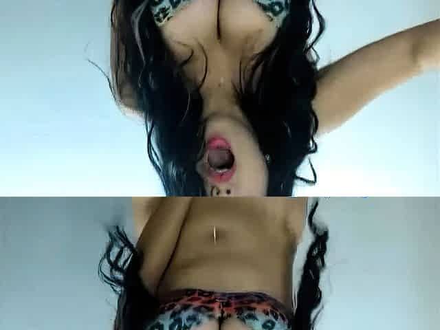 Curvy Latina With Big Natural Tits Squirts On Webcam
