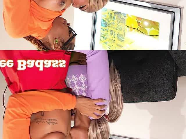 Black lesbos licking cunt Velma cosplay