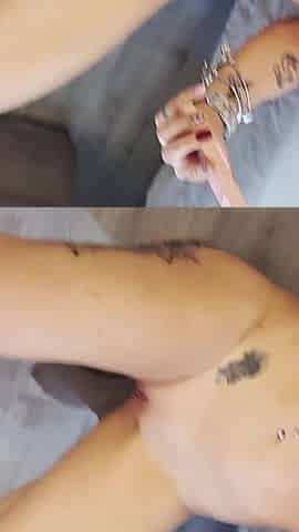 Italian Girl Caught Masturbating Gives a Blowjob Kneeling on Her Squirt