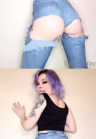 Hot amateur webcam teen masturbates for their fans