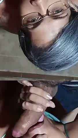 What Delicious Blowjobs and Cumshots in My Horny Stepmother's Mouth, She Swallows All My Semen.