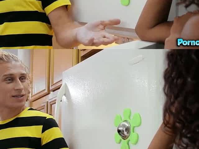 Michael Vegas Gets His Knob Sucked By Ebony Hispanic Scar