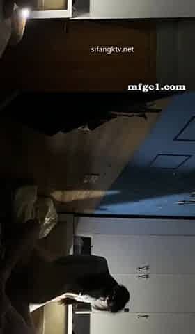 Amateur Doggystyle Hidden Cam