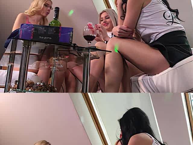 Long Lost Upskirt Cam - Tight Pussy of Girls with Long Crossed Legs
