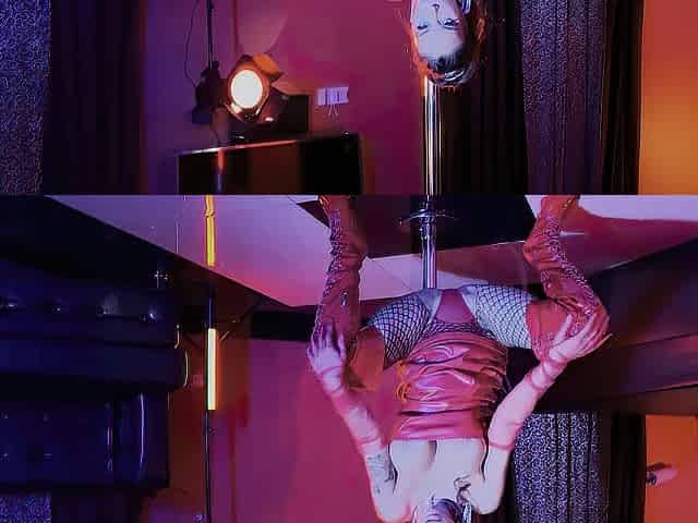 Stripper Monika Fox bangs herself with large vibrator in front of client