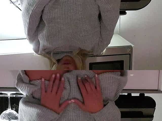 Blonde solo jerking off