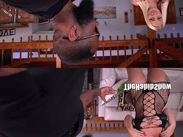 Corpulent ELANA BUNNZ loves herself some LARGE JOCK to suck on with her large tits all pierced
