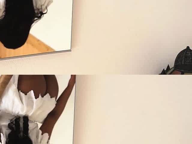 Ebony teen reveals her sweet dark pussy