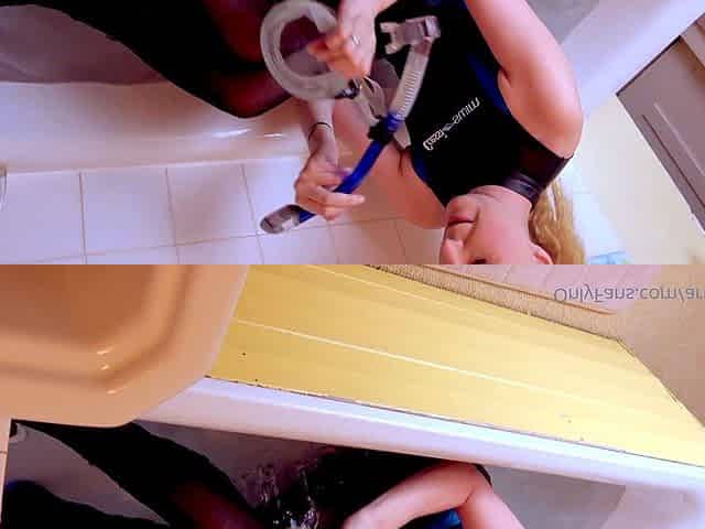 Solo girl masturbates with double dong No anal