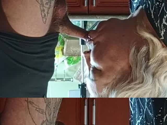 After a Deep Blowjob, the Stepmom Spat Out the Sperm