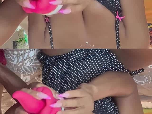 Lewd Black Stepmom Uses Her Red Lips, Tongue Kiss Toy On Her Soaked Snatch.(Link in bio)