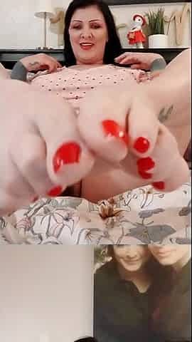 Sexy Red Toenails Barefoot Soles