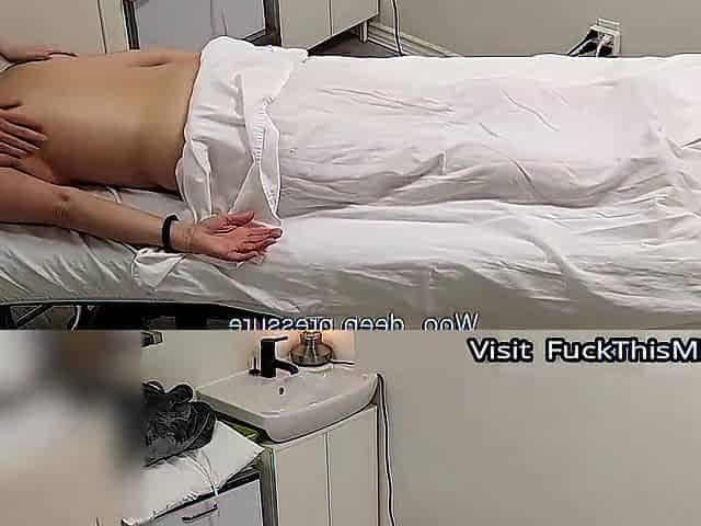 Flirty Stepmom With Huge Tits And Ass, Was So Excited To Get A Special Massage!