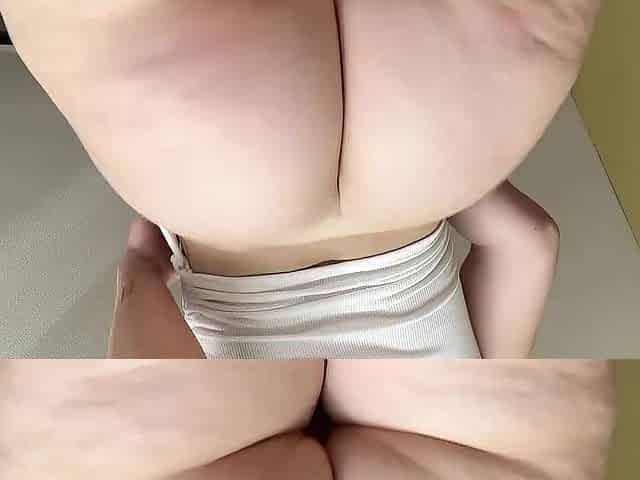 Bulky White Butt Jiggling In Jeans