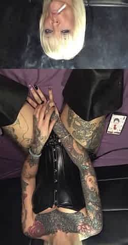 Smoking Sexy Vicky Tattood super slut