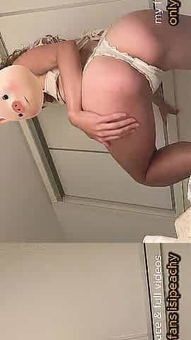 Panty Drop Dance - Amateur Striptease