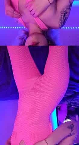 Amateur Webcam Cute Teen Plays Solo with Big Dildo