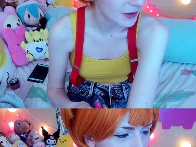 Amateur Blonde Teen Plays Solo with Toy Webcam Porn