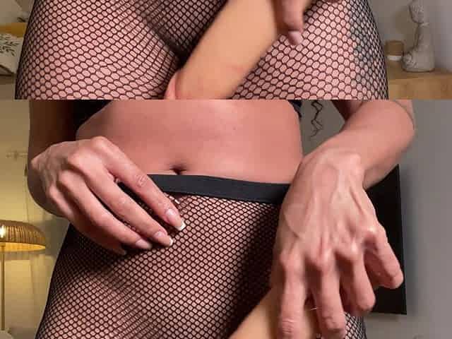 MILF Play with Big Dildo
