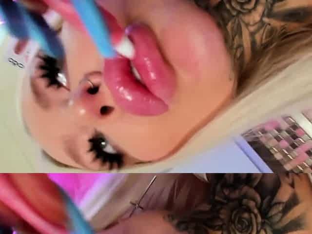 Amateur Big Boobs jerks Big Dick