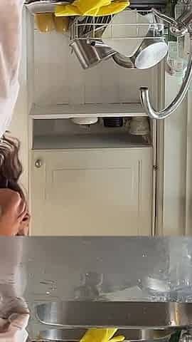 Horny Wife Gets Fucked in the Kitchen While Doing the Dishes