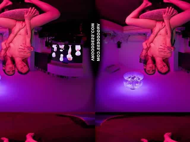 Josie Gets A Lapdance And Her Pussy Serviced By Lesbian Model Sam