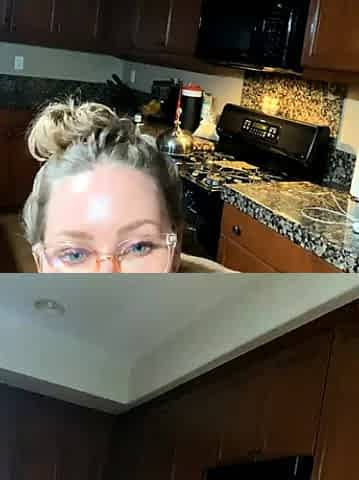 Blonde With Natural Big Boobs Loves Putting A Toy In Her