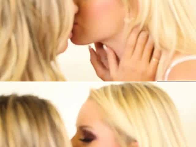 Samantha And Vanessa Cage Finger Each Other