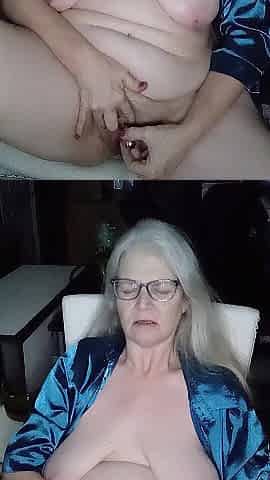 See MILFs Vagina Gulp Biggest Sex-toy!