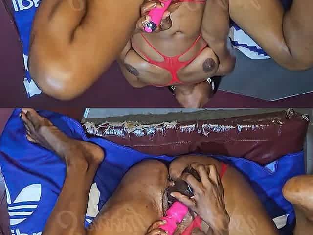 SexxxySplash BLACK SQUIRT SHOWS SOAKING & SHAKING
