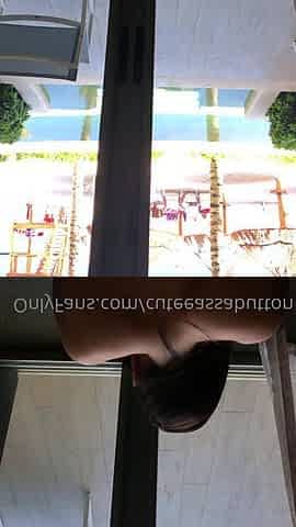 Brunette sorority teens wash brunette ass