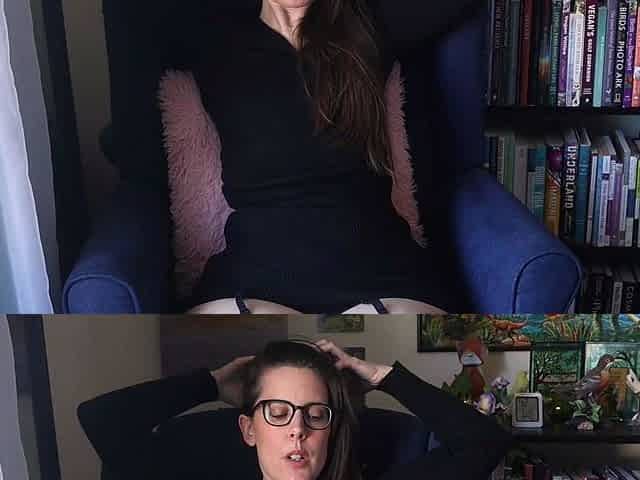Very hot busty brunette solo masturbation on webcam