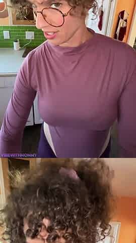 Rich MILF Needs Fixing! Best Friends Stepmom Don't!