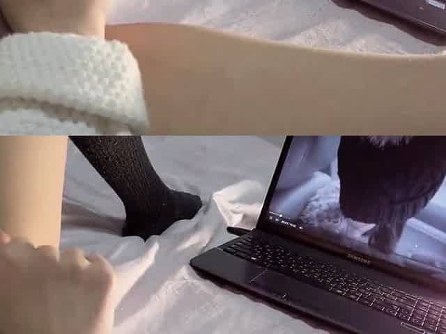 Russian Solo Female Masturbates to Orgasm on Webcam