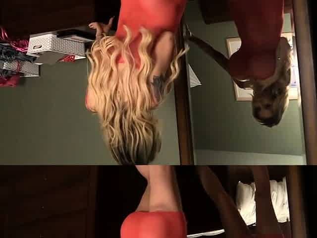 MILF Masturbating Close Up