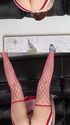 Sexy Girl Is Hungry for Work & Cum!