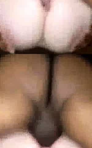 Sexy wife on vacation hooks up dd