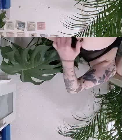 Homemade amateur teen solo