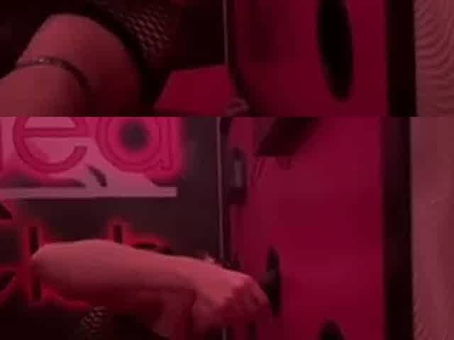 vidage de couilles au gloryhole