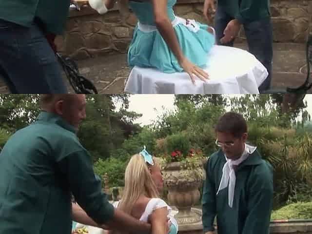 Outdoors Facial ejaculation
