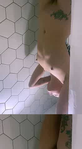 Small titted babe toys her pussy on webcam
