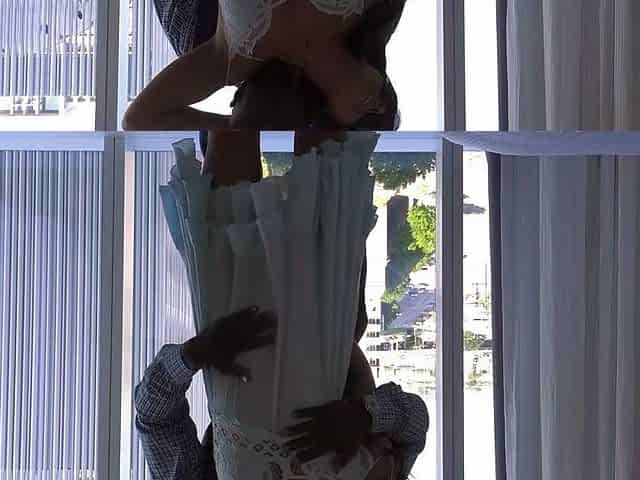 Brunette Slut Gives Blowjob To Big Cock Outdoors