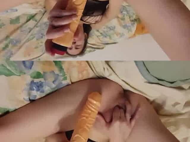 Milf Uses Pussy Pump and Huge Dildo to Squirt